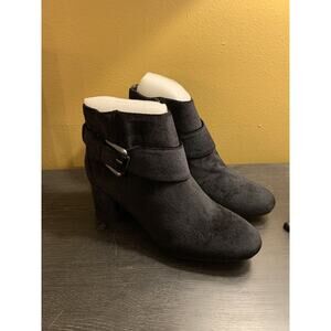 MIA Women’s SZ 8.5 Audrina Velvet Ankle Boots Black Heels Zip Buckle NWOB